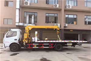 新北区附近汽车轮胎更换